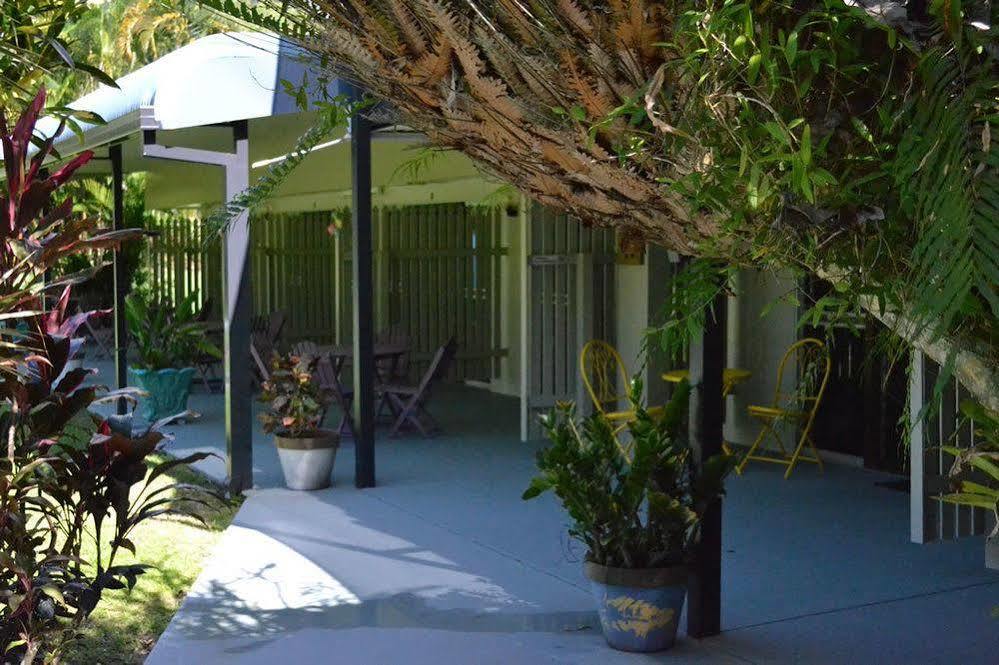 Bramston Beach Motel Eksteriør billede